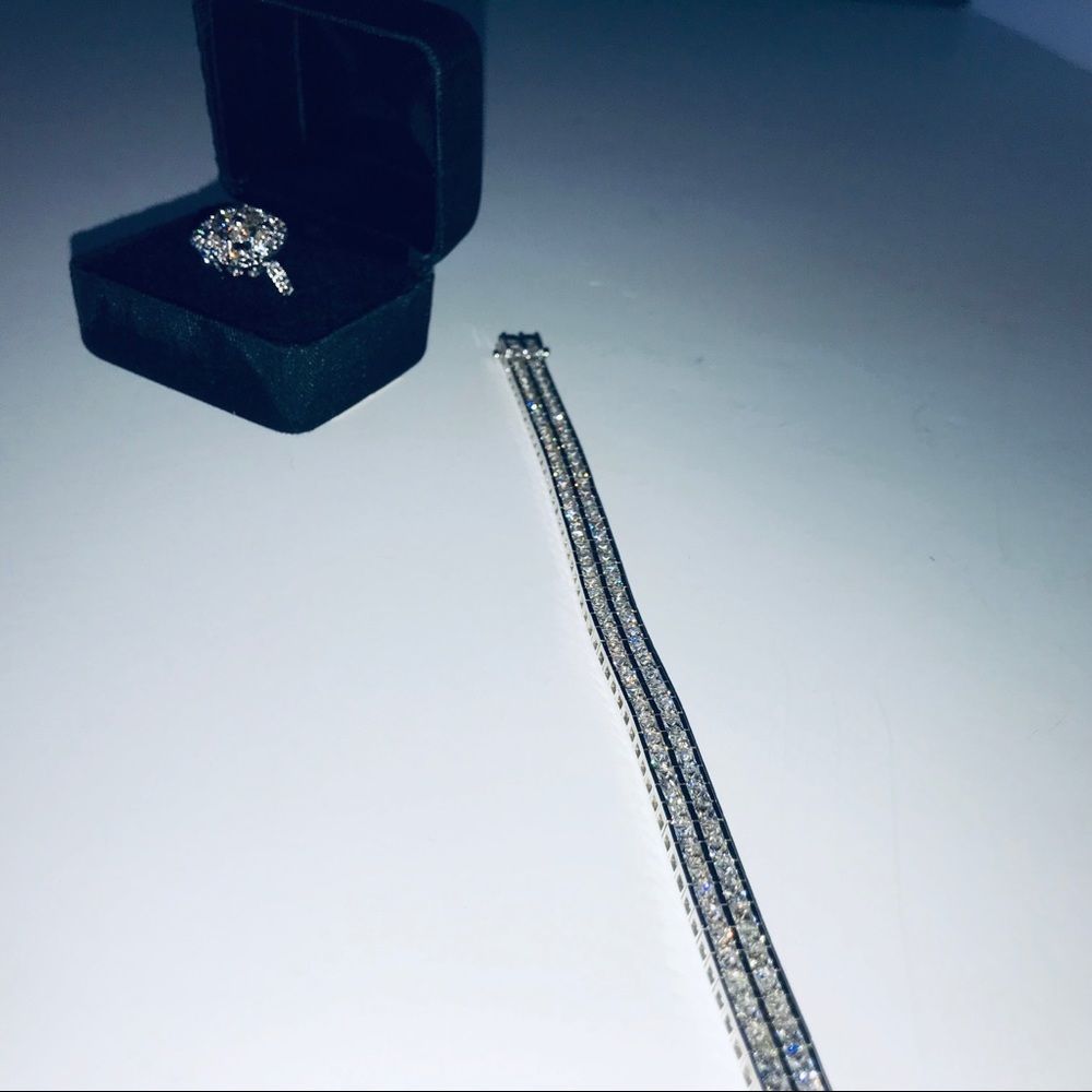 Tennis bracelet. - Picture 3 of 9